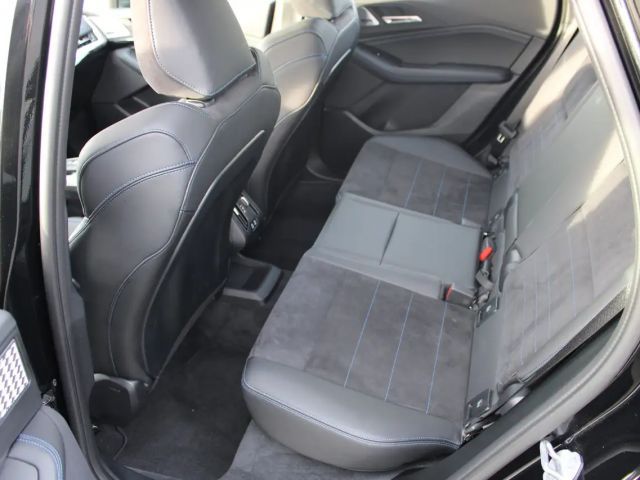 BMW 223 223i M-Sport xDrive