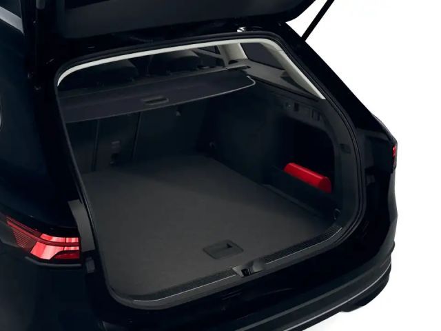 Volkswagen Passat 1.5 eTSI Business DSG Variant