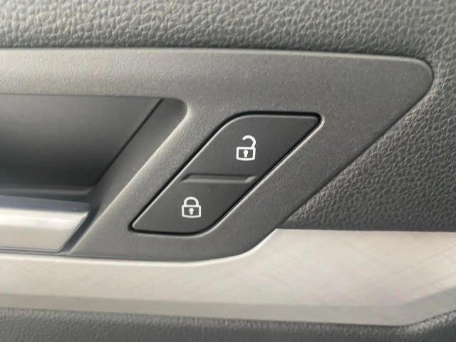 Volkswagen Golf Rabbit TSI