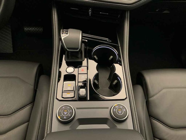 Volkswagen Touareg Touareg TDI tiptr. 4M *AHK*LEDER*LUFTF*R-CAM*NAV