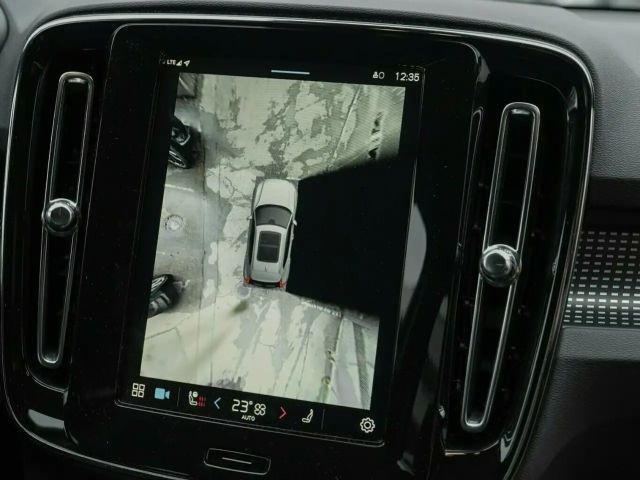 Volvo XC40 Dark Plus