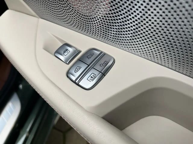 BMW M850 Coupé Gran Coupé Sedan xDrive