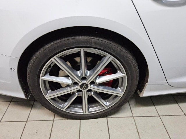 Audi S6 Avant Quattro