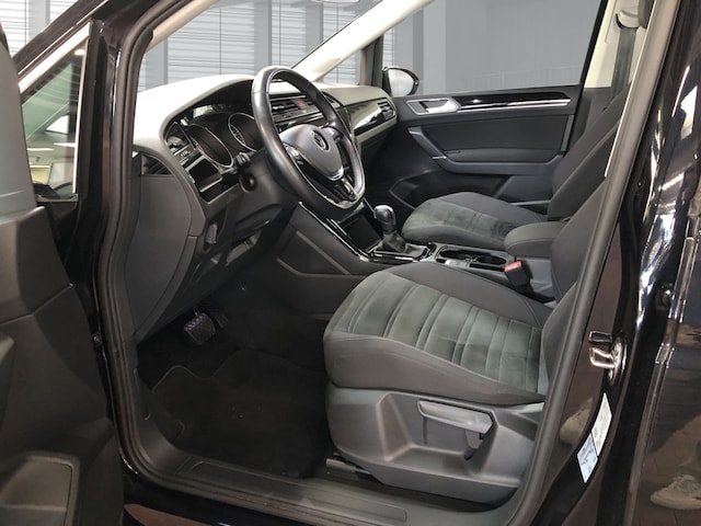 Volkswagen Touran 1.5 TSI DSG Highline