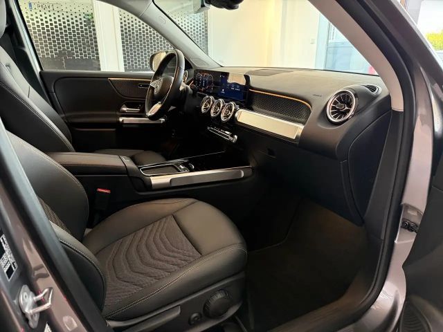 Mercedes-Benz GLB 180 GLB 180 d