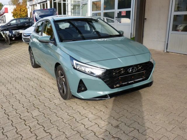 Hyundai i20 Advanced VOLL-LED APPLE KAMERA SHZ LHZ