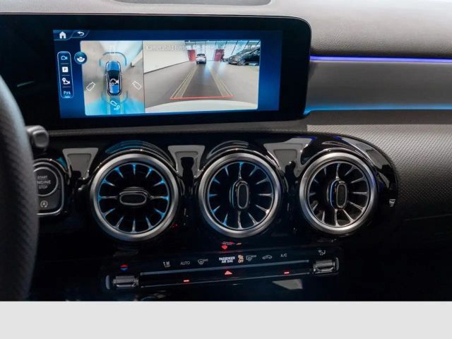 Mercedes-Benz A 180 Hatchback