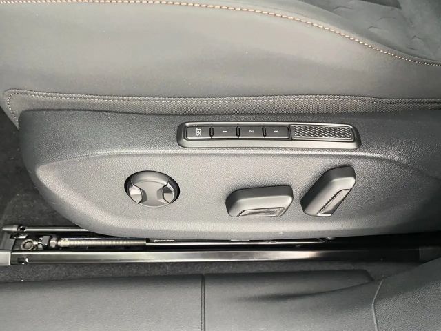 Cupra Terramar 1.5 e-Hybrid e-Hybrid