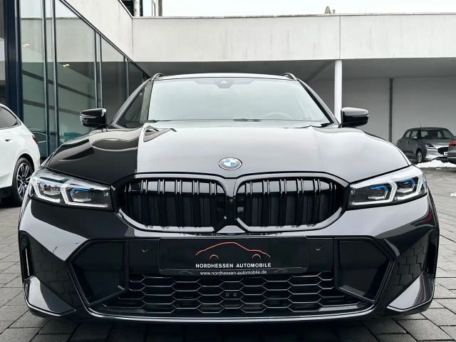 BMW 320 320d M-Sport Touring xDrive