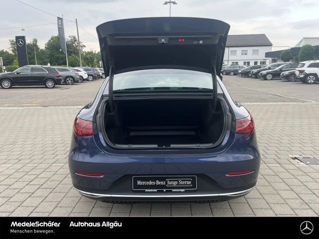 Mercedes-Benz EQE 300 Premium Sedan