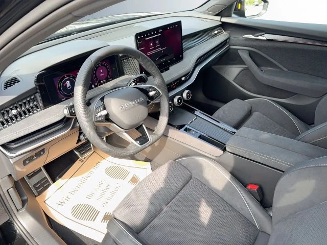 Skoda Superb Sportline iV