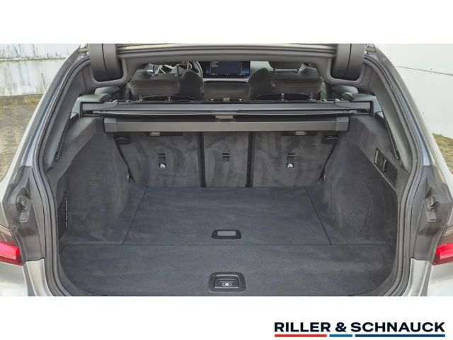 BMW 330 330i M-Sport Touring xDrive