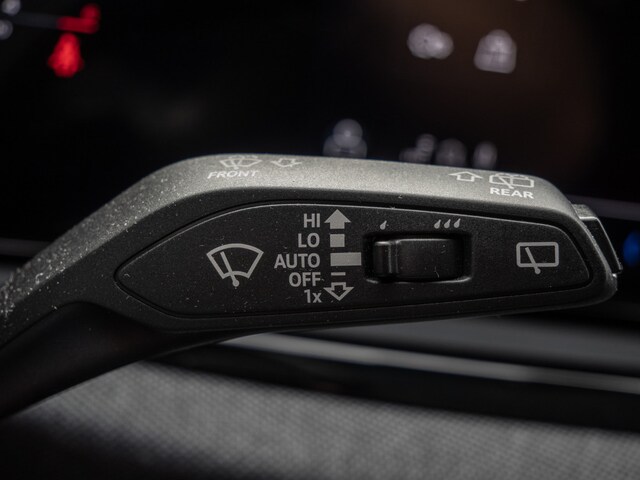 Audi A6 Avant Quattro S-Tronic