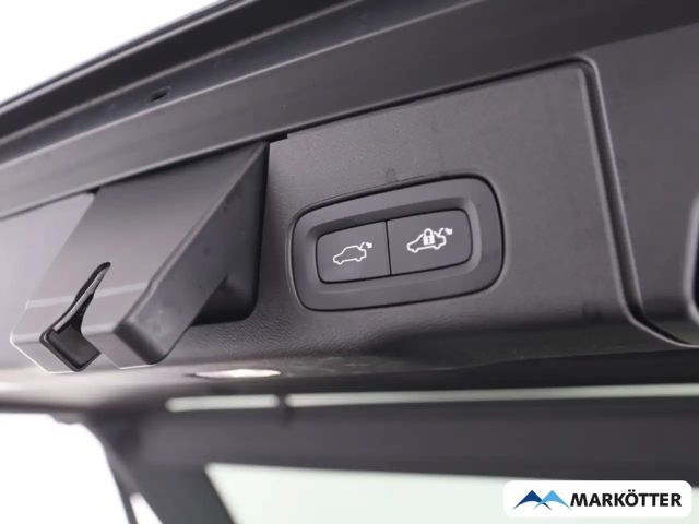 Volvo XC60 AWD Dark Plus T6