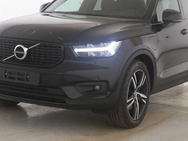Volvo XC40 R-Design Recharge T5