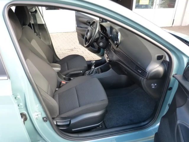 Hyundai i20 Advanced VOLL-LED APPLE KAMERA SHZ LHZ