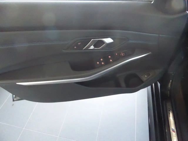 BMW 320 320d Touring xDrive