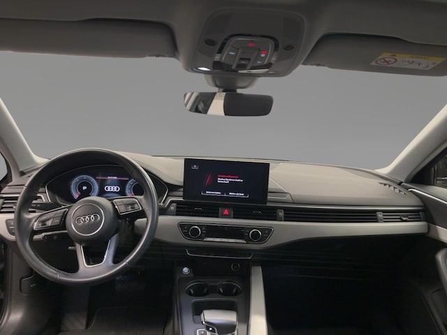 Audi A4 30 TDI S-Tronic Sedan