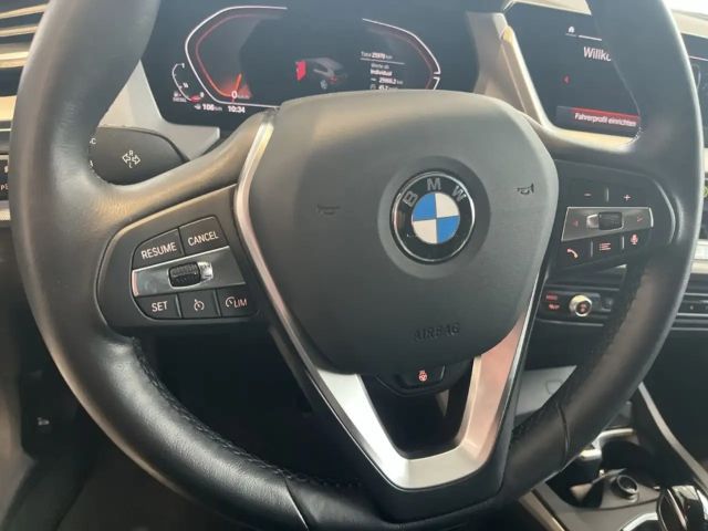 BMW 116 116d Advantage pakket Sedan