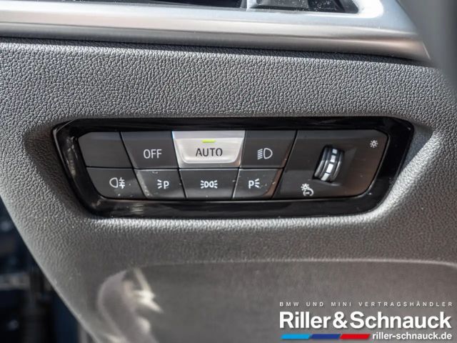 BMW 330 330e M-Sport Touring xDrive