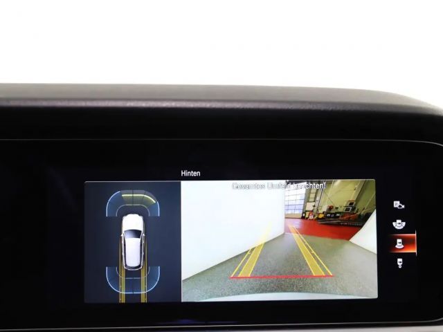 Mercedes-Benz E 220 AVANTGARDE E 220 d Estate