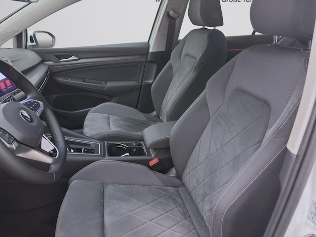 Volkswagen Golf 1.5 eTSI DSG Style