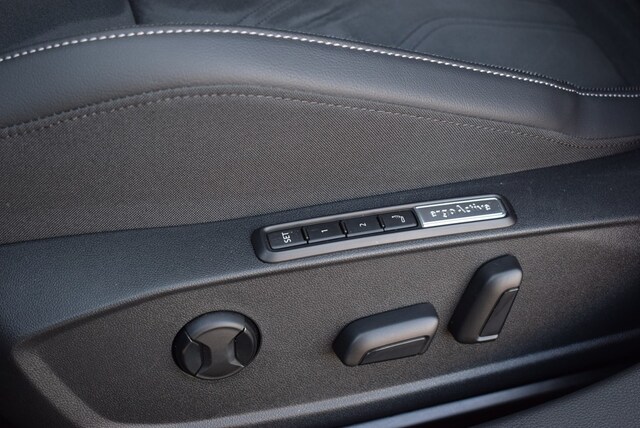 Volkswagen Golf 1.5 eTSI DSG Golf VIII Style