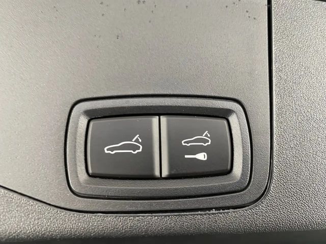 Porsche Taycan 4 Cross Turismo