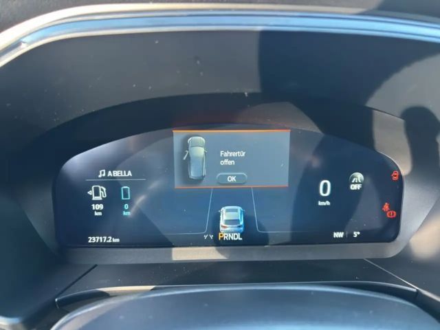 Ford Kuga Plug in Hybrid ST Line X