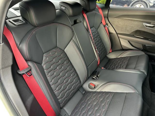 Audi RS e-tron GT Quattro