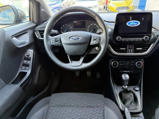 Ford Puma EcoBoost Titanium