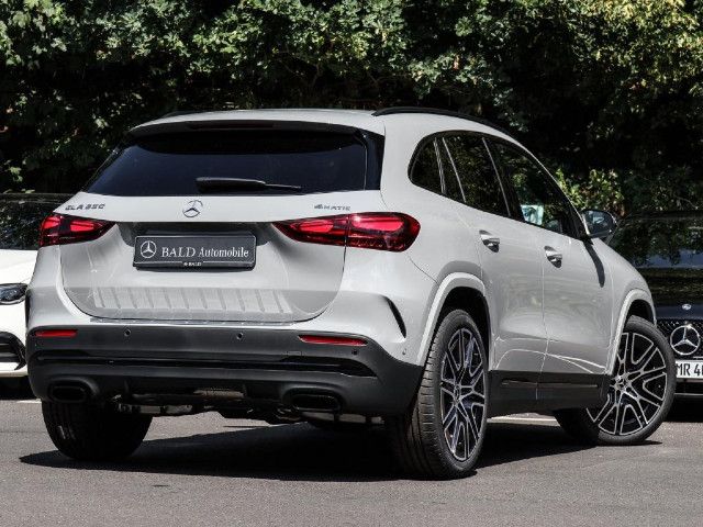 Mercedes-Benz GLA 250 4MATIC