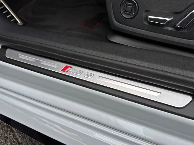 Audi RS6 Avant Performance