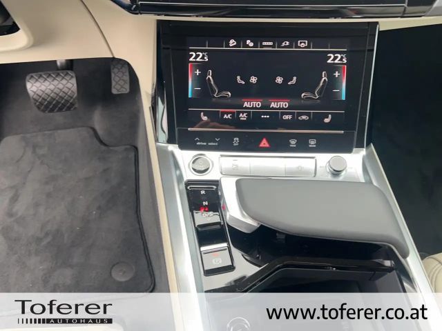 Audi Q8 e-tron 55 Business Quattro