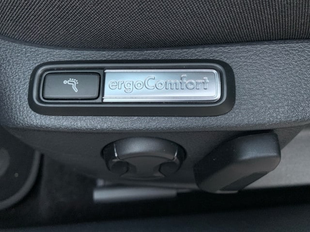 Volkswagen Passat 2.0 TDI Business DSG Variant