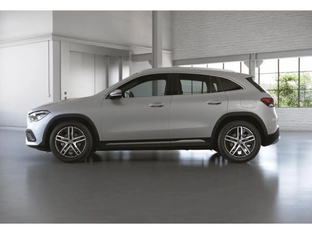 Mercedes-Benz GLA 180 Progressive