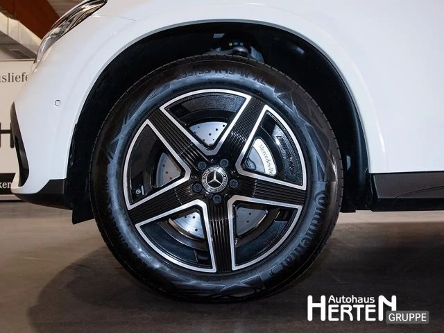 Mercedes-Benz GLC 300 AMG Line