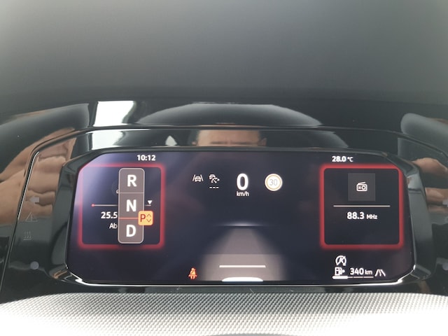 Volkswagen Golf 2.0 TDI DSG R-Line Variant