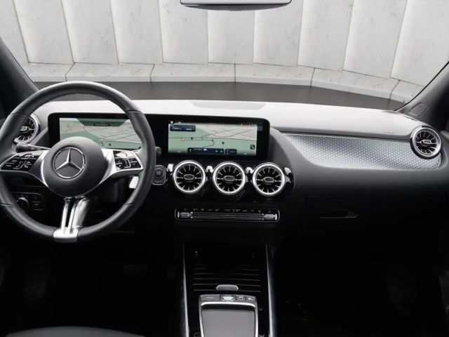 Mercedes-Benz EQA 300 4MATIC Progressive