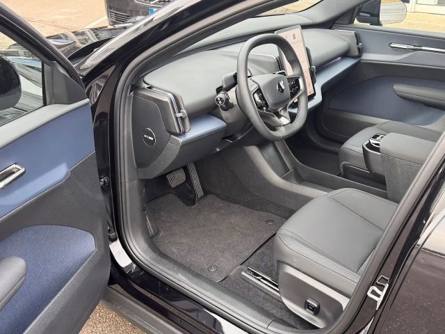 Volvo EX30 Twin motor Ultra