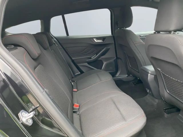 Ford Focus EcoBoost ST Line Wagon