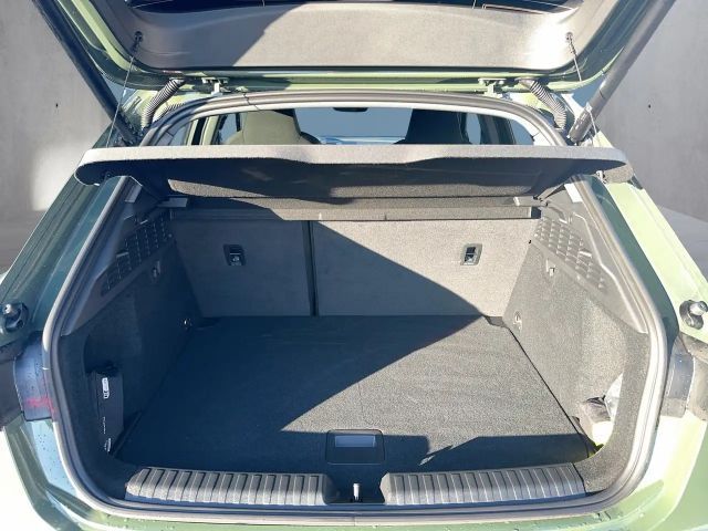 Audi A3 30 TDI S-Line Sedan