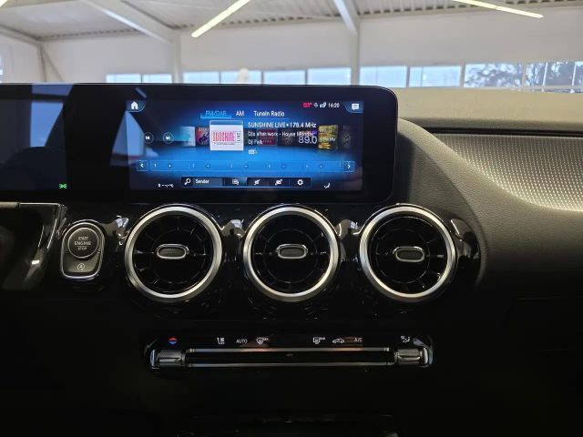 Mercedes-Benz B 180 Progressive