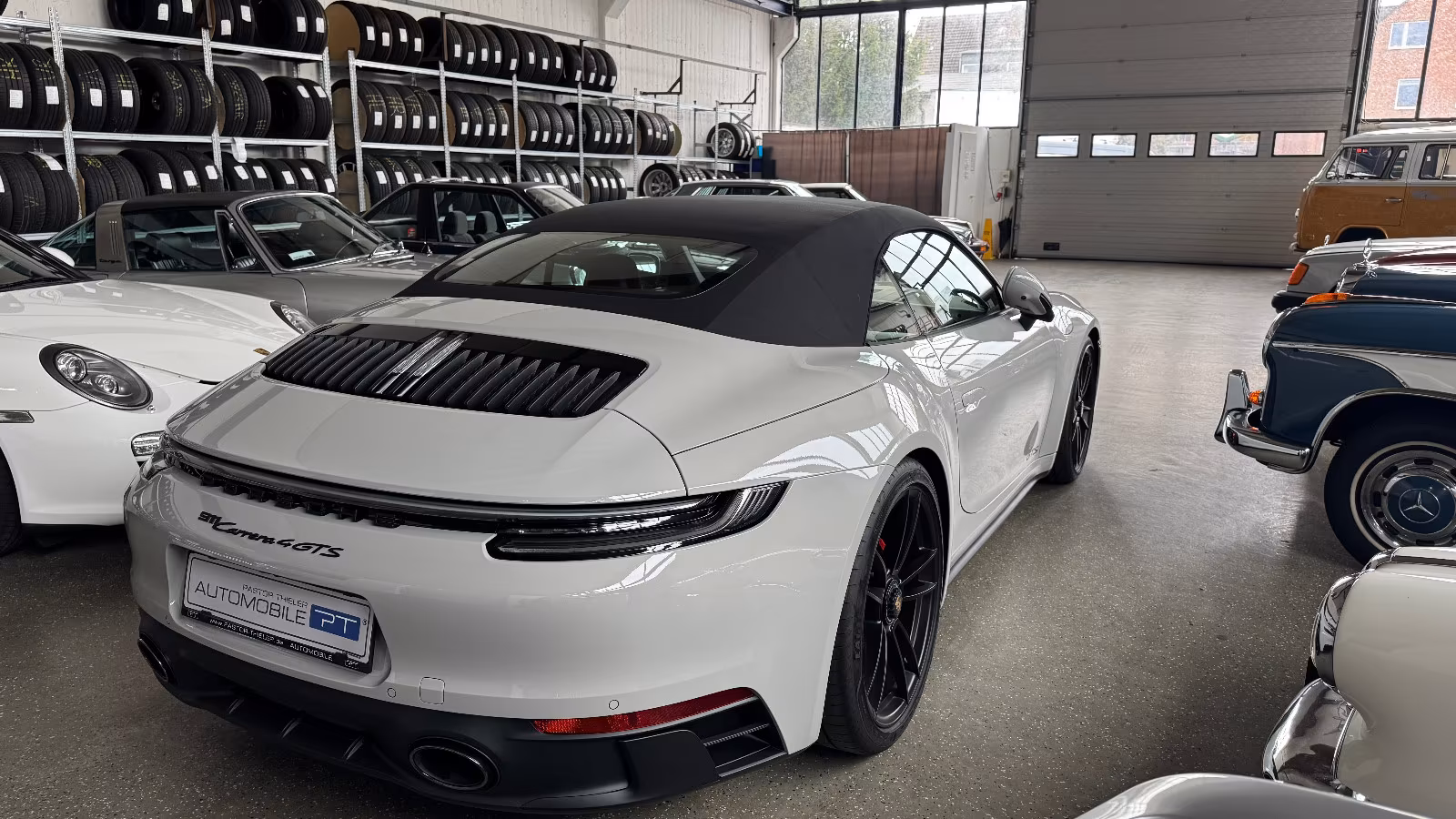 Porsche 911 4 992 Cabriolet Carrera GTS
