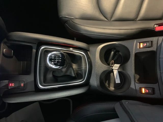 Nissan Qashqai Akari 1,3 Leder/Navi/SHZ/Pano/CarPlay