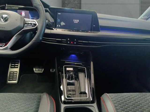 Volkswagen Golf 2.0 TSI DSG IQ.Drive