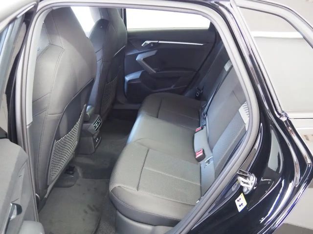 Audi A3 30 TFSI Sedan