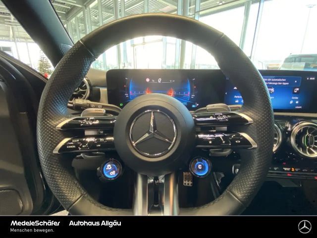 Mercedes-Benz A 35 AMG 4MATIC AMG Line