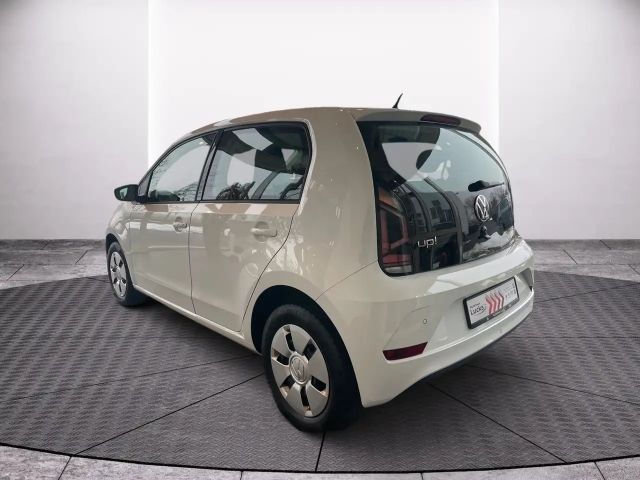 Volkswagen up! Move Move up!