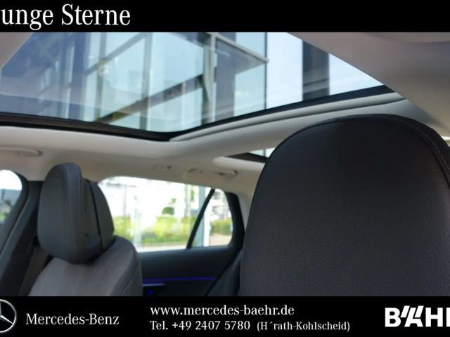 Mercedes-Benz E 220 AVANTGARDE E 220 d Estate